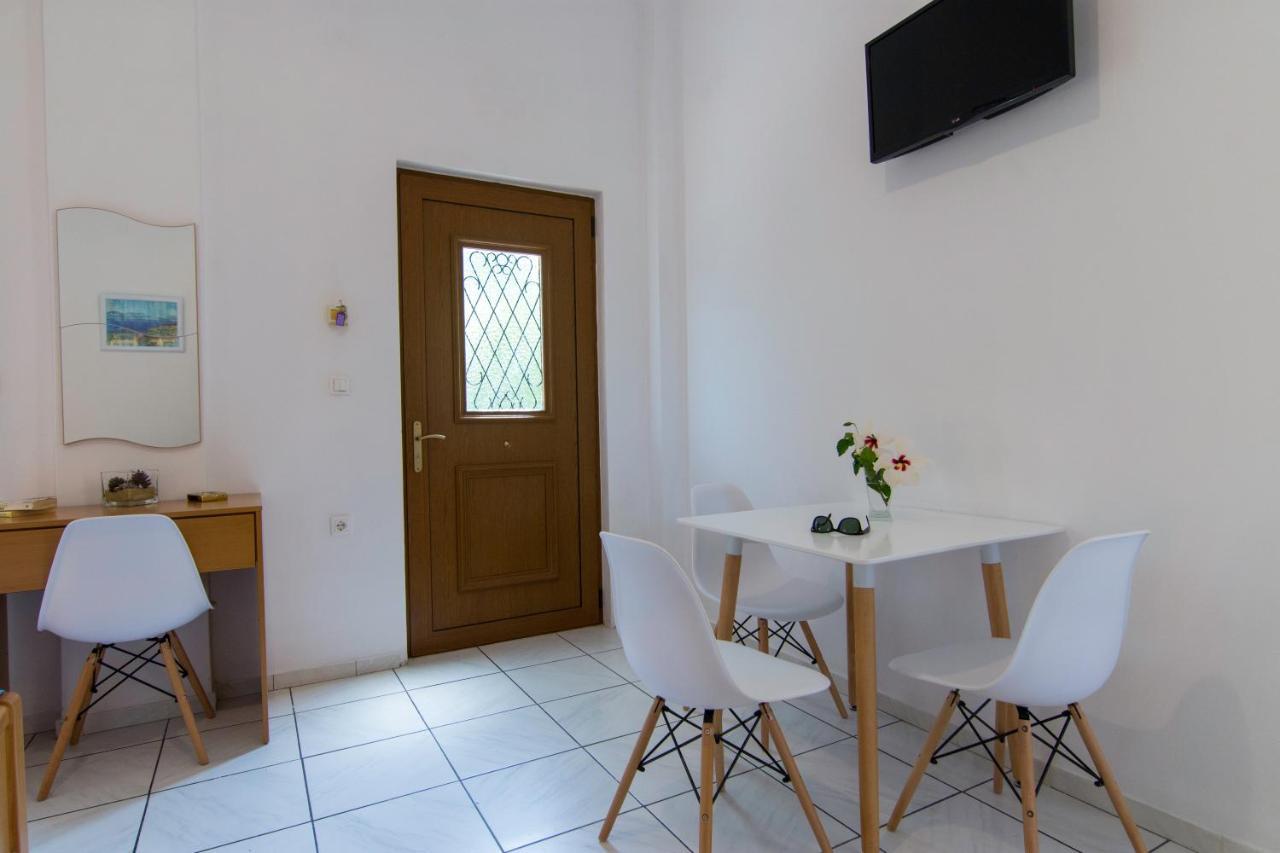 Natsios Apartments Vlachopoulátika 외부 사진