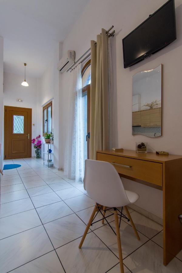 Natsios Apartments Vlachopoulátika 외부 사진